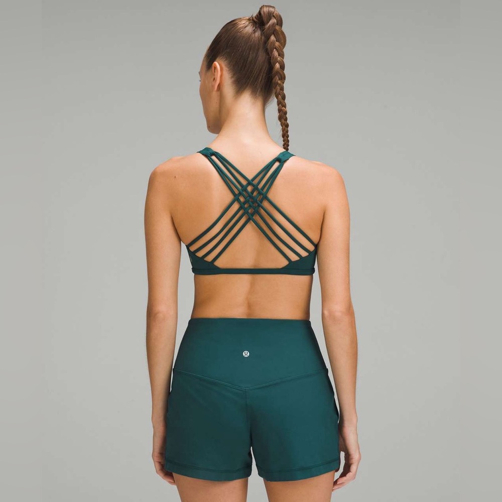 Lululemon Free to Be Bra